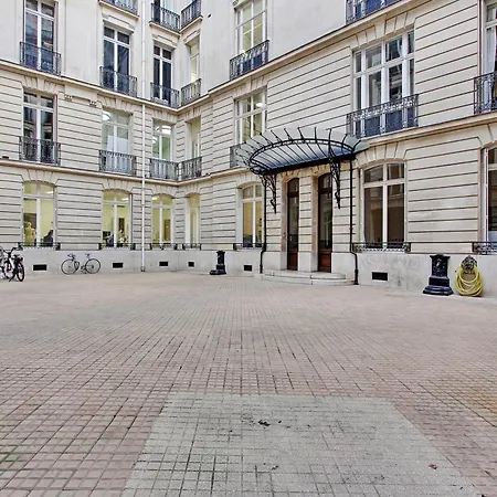 Charming - 1br 2p -trocadero *